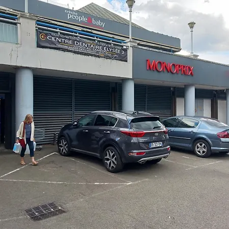 Rez-de-chaussee Lejlighed Bougival